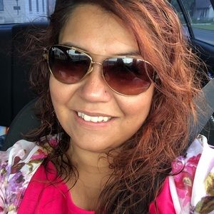 Meet your Posher, Marie